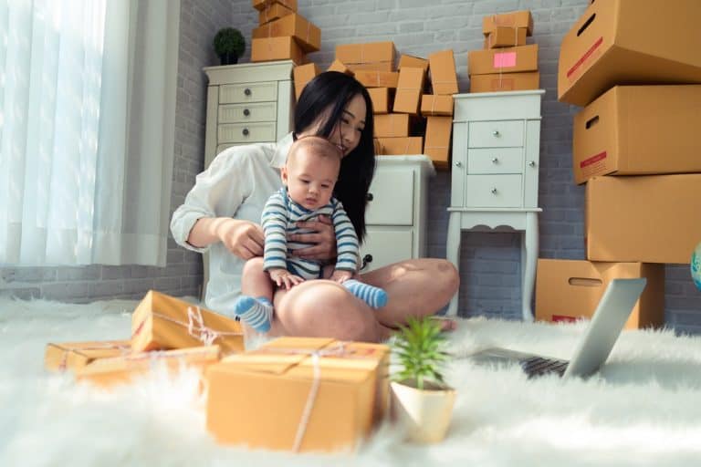 How to Start a Mommy Blog and Make Money: The Only Guide You Need