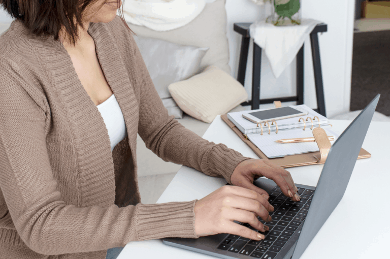 How to Start a Blog in 2019 and Make $1000/Month: A 6-Step Free Guide for Beginner Bloggers