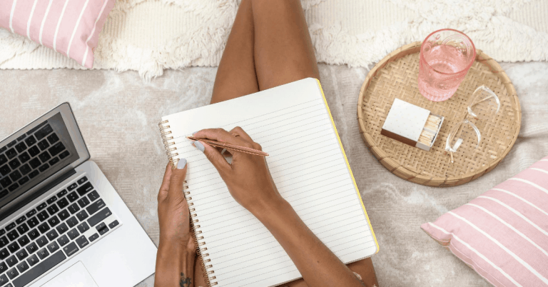 How Dafina Went from 6 Figures in Debt to Being a Financially Free Personal Finance Coach - tips for online course creators