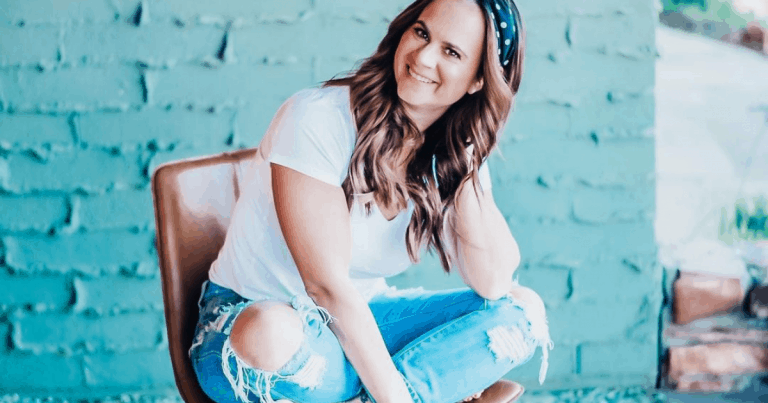 From Losing Her Job During The Pandemic to Building a Successful Coaching Business: Interview with Jillian Murphy