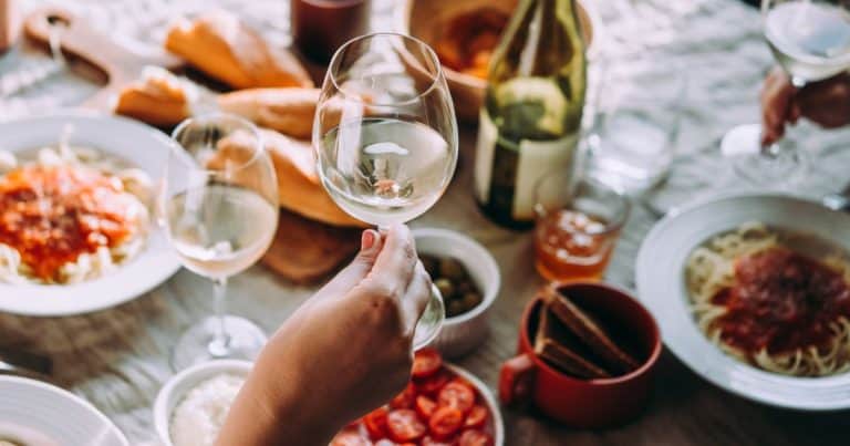 opening a restaurant - The Benefits and Challenges of Self-Service Kiosks in The Restaurant Industry