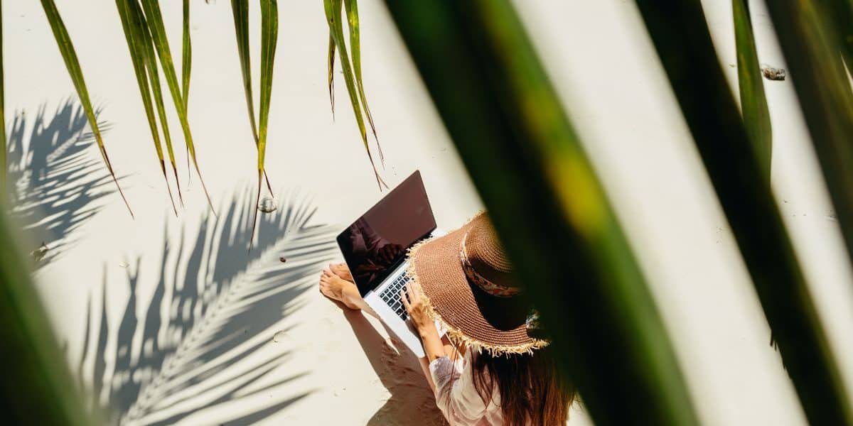 How to Become a Digital Nomad and Travel The World Full-Time - 3 Brutally Honest Reasons Why I Started a Business (It’s Not What You Think)