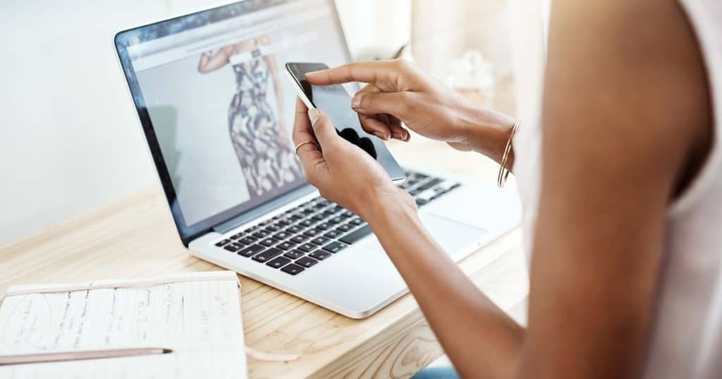 How to Monetize a Newsletter: 10 Ways to Make Money with Your Email List