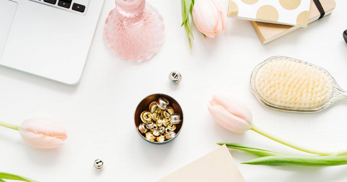 Sponsored Blogging: What It Is & How to Start Making Money