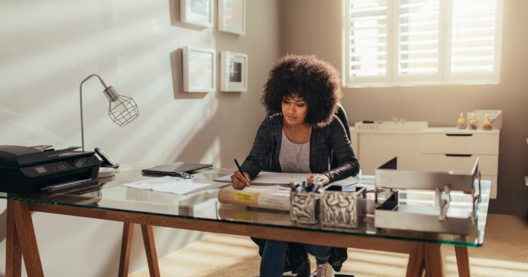  4 Home Office Wall Art Ideas to Turn Your Walls into Personal Art